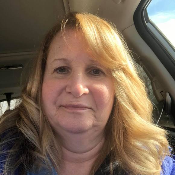 Meet your Posher, Joanne - Picture 1 of 1